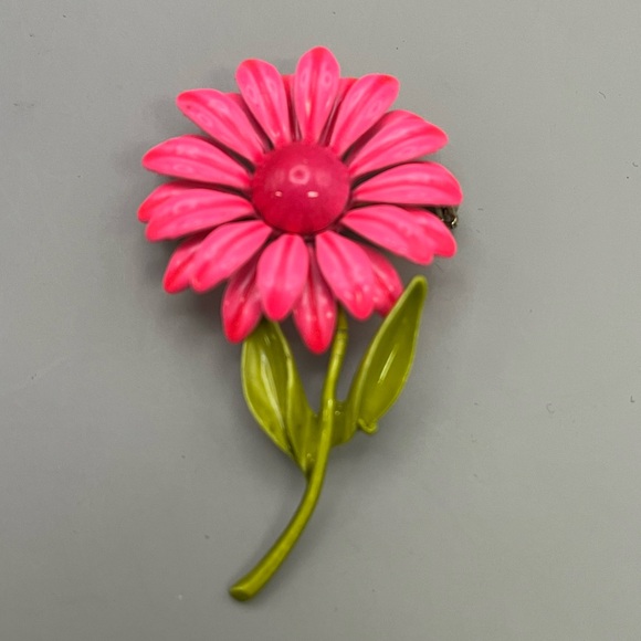 Jewelry - Pink Flower Brooch